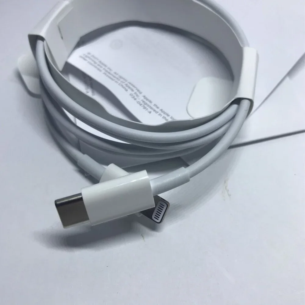 Original Apple USB-C 20W Power Adapter + USB-C Lightning Cable (1m)